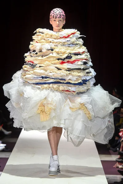 Look 13